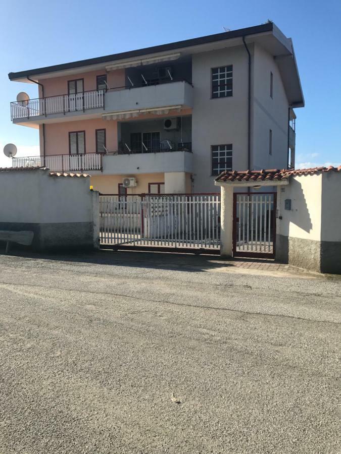 Appartamento Zona Aeroporto Lamezia Terme Exterior photo